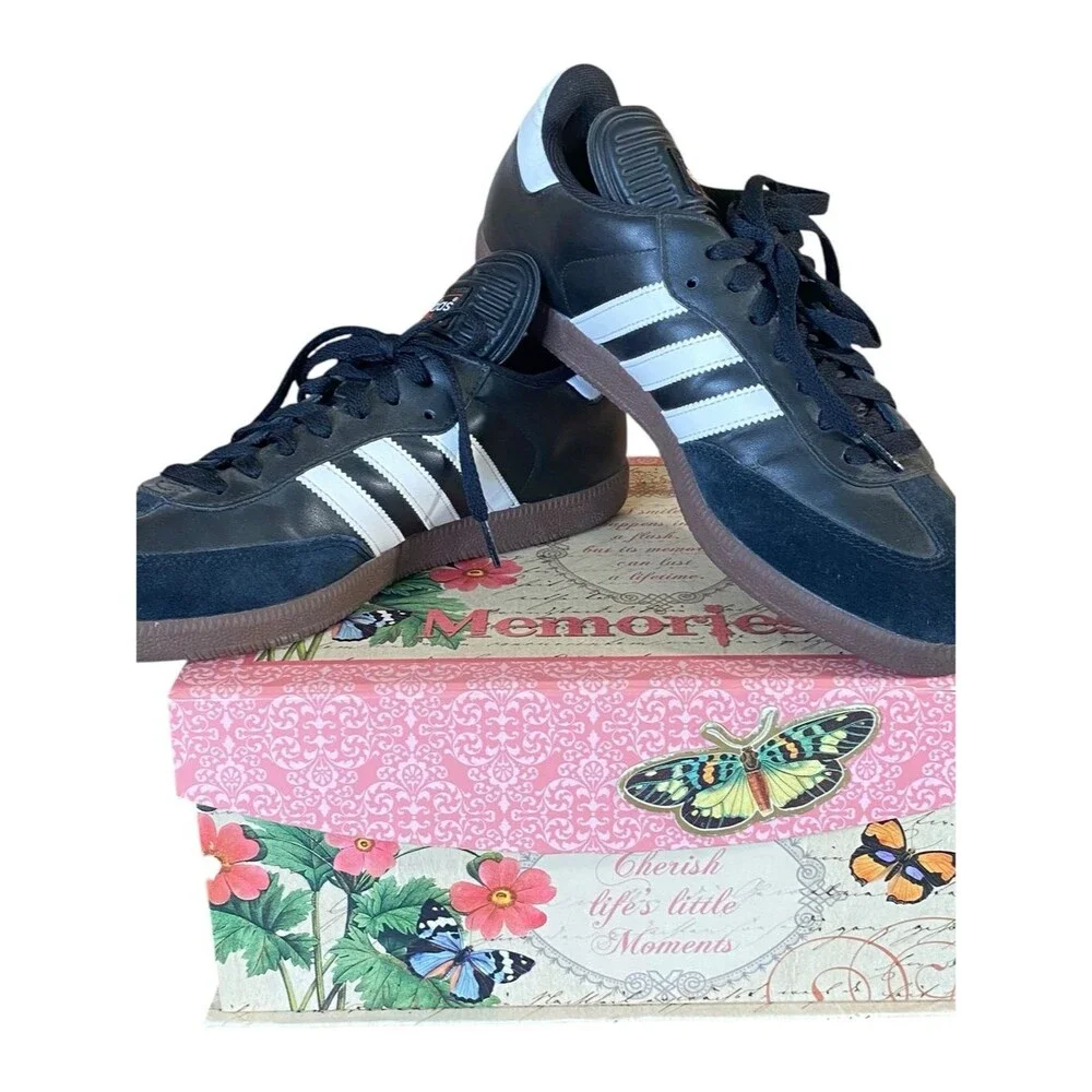 Adidas Samba Indoor Soccer Shoes Athletic Sneakers Streetwear Staple Durable